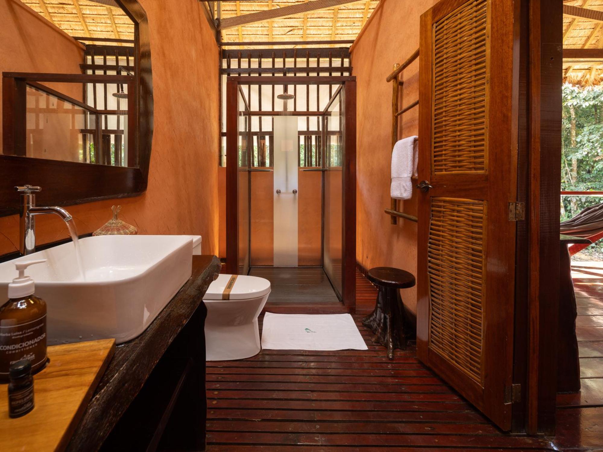 Refugio Amazonas Lodge Тамбопата Экстерьер фото